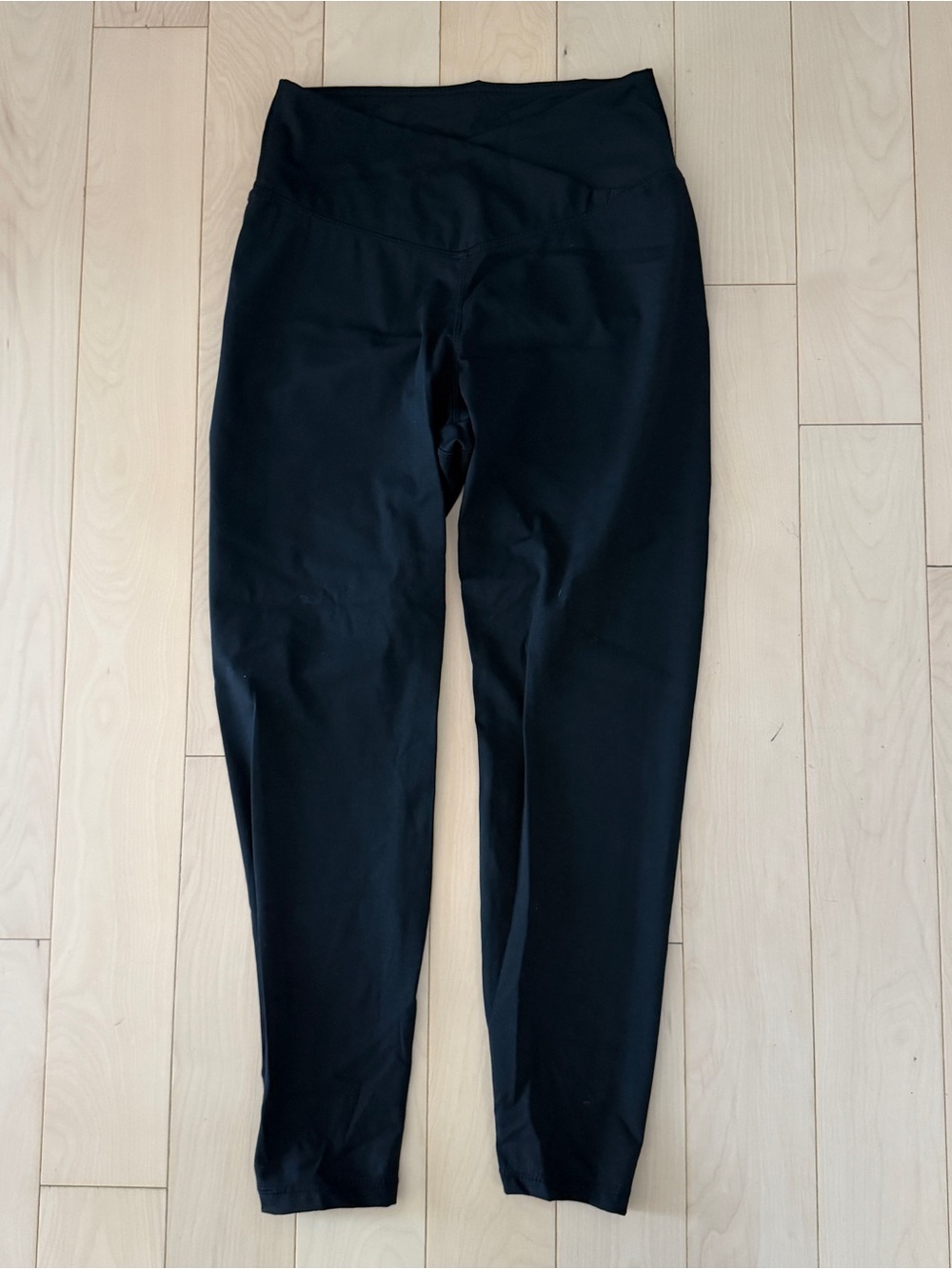 A New Day Black Crossover Leggings Small